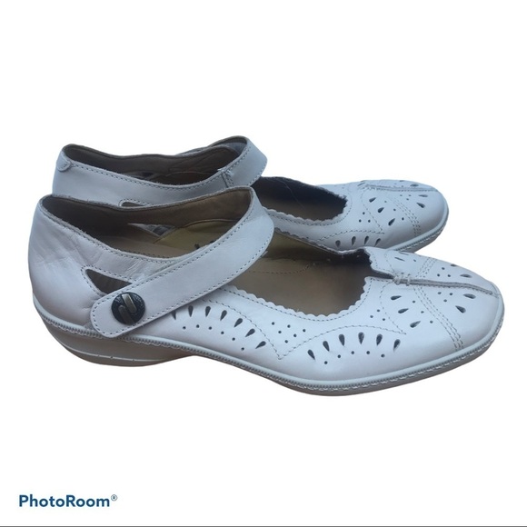 Hotter Chile Extra Wide Soft Beige Mary Jane Shoes Career Neutral Casualcore - Picture 2 of 8